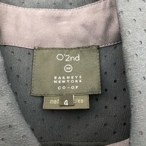 O’2nd Barneys Navy Perforated Sleeveless Blouse - Picture 5 of 6